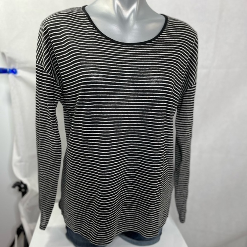 Vince 100% linen black and white stripes top